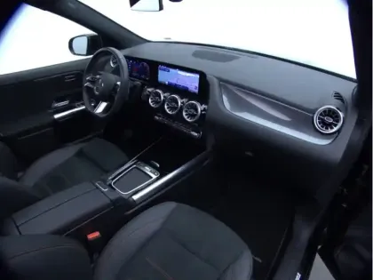 Photo 15 Mercedes GLA 250 e Hybrid EQ AMG Line