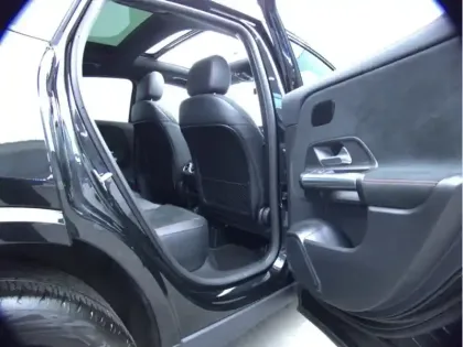 Photo 13 Mercedes GLA 250 e Hybrid EQ AMG Line