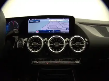 Photo 11 Mercedes GLA 250 e Hybrid EQ AMG Line