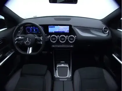 Photo 8 Mercedes GLA 250 e Hybrid EQ AMG Line