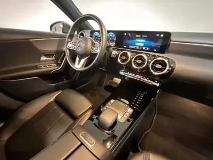 Photo 11 Mercedes Classe A 180 d Progressive Line