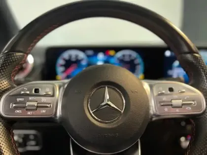 Photo 7 Mercedes Classe B 250 e AMG Line