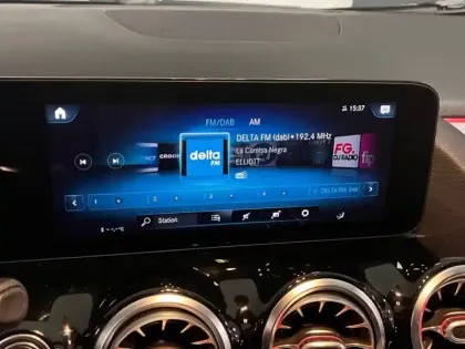 Photo 20 Mercedes Classe B 250 e AMG Line