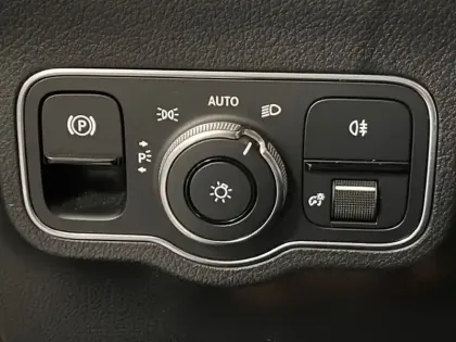 Photo 18 Mercedes Classe B 250 e AMG Line