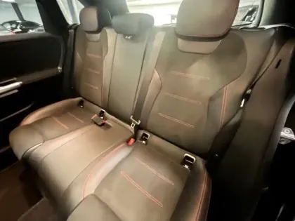 Photo 12 Mercedes Classe B 250 e AMG Line