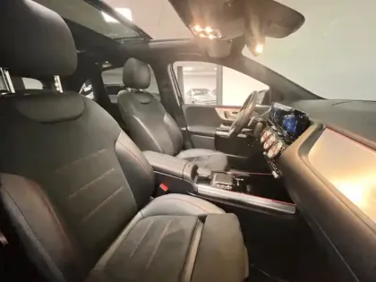 Photo 15 Mercedes Classe B 250 e AMG Line