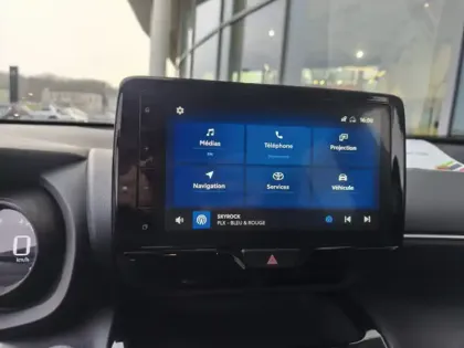 Photo 5 Toyota Yaris Hybride 1.5 HYBRID 116H DESIGN AWD AUTO