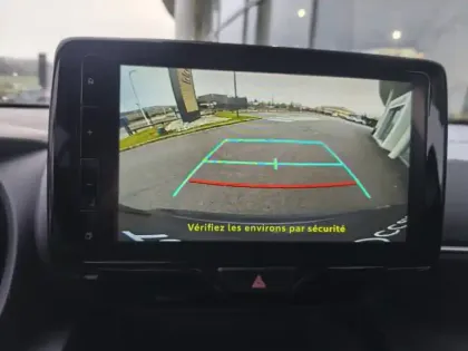 Photo 17 Toyota Yaris Hybride 1.5 HYBRID 116H DESIGN AWD AUTO