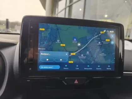 Photo 18 Toyota Yaris Hybride 1.5 HYBRID 116H DESIGN AWD AUTO