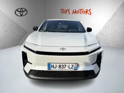 Photo 7 Toyota C-HR Design Grande Autonomie 77 kWh 224ch +
