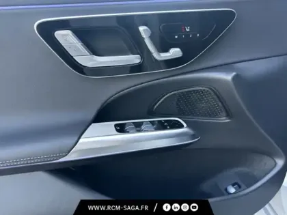 Photo 12 Mercedes Classe E Berline 220 d AMG Line