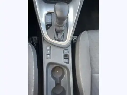 Photo 18 Toyota Yaris Hybride 116h Design