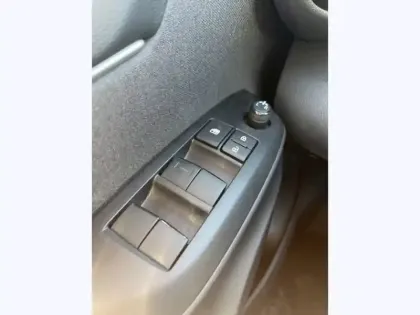 Photo 19 Toyota Yaris Hybride 116h Design