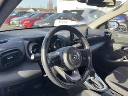 Photo 12 Toyota Yaris Hybride 116h Design