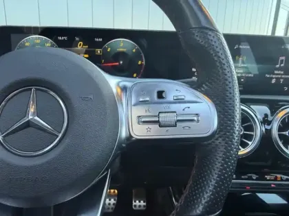 Photo 24 Mercedes Classe A Gén. IV (W177) Ph1 AMG Line 5