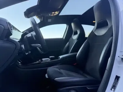 Photo 16 Mercedes Classe A Gén. IV (W177) Ph1 AMG Line 5