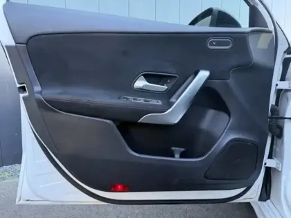 Photo 17 Mercedes Classe A Gén. IV (W177) Ph1 AMG Line 5