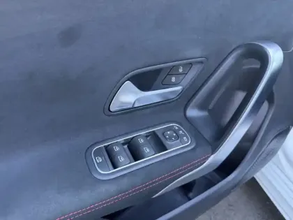 Photo 19 Mercedes Classe A Gén. IV (W177) Ph1 AMG Line 5