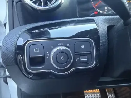 Photo 21 Mercedes Classe A Gén. IV (W177) Ph1 AMG Line 5