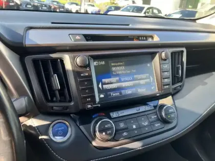 Photo 20 Toyota Rav4 Hybride 2WD Lounge