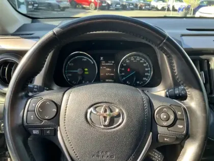Photo 21 Toyota Rav4 Hybride 2WD Lounge