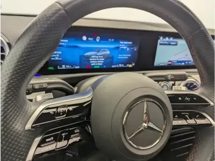Photo 20 Mercedes Classe A 250 e Hybrid EQ AMG Line