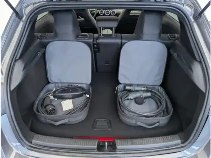 Photo 12 Mercedes Classe A 250 e Hybrid EQ AMG Line