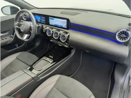 Photo 13 Mercedes Classe A 250 e Hybrid EQ AMG Line