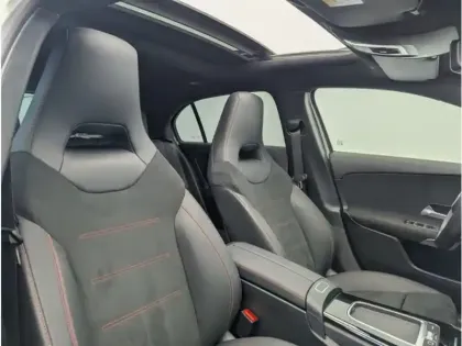 Photo 10 Mercedes Classe A 250 e Hybrid EQ AMG Line