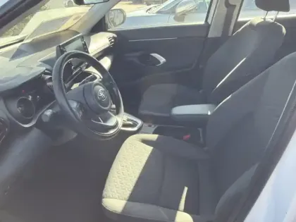 Photo 15 Toyota Yaris Hybride 1.5 HYBRID 116H DYNAMIC BUSINESS