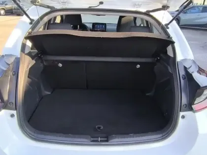 Photo 9 Toyota Yaris Hybride 116h Dynamic 1.5 116 ch