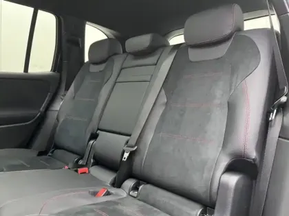 Photo 12 Mercedes GLB 200 d AMG Line