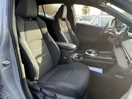 Photo 12 Toyota C-HR Design Grande Autonomie 77 kWh 224ch +