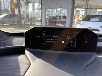 Photo 20 Toyota C-HR Design Grande Autonomie 77 kWh 224ch +