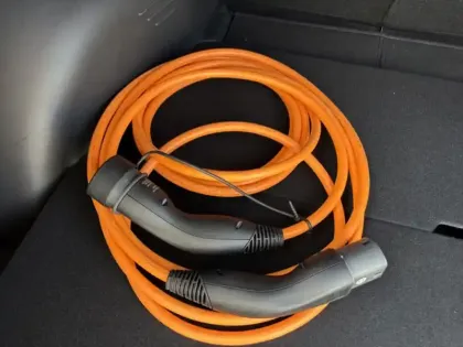 Photo 19 Toyota C-HR Design Grande Autonomie 77 kWh 224ch +