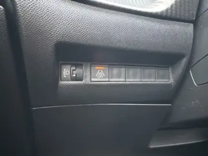 Photo 19 Peugeot 2008 Gén. II Ph1 NG Allure 5