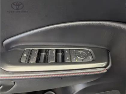 Photo 16 Lexus Lbx 1.5 136H 2WD Emotion