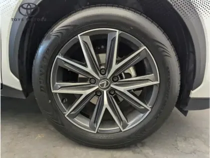 Photo 7 Lexus Lbx 1.5 136H 2WD Emotion