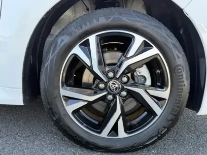 Photo 7 Toyota Yaris Hybride 116h Design MC24