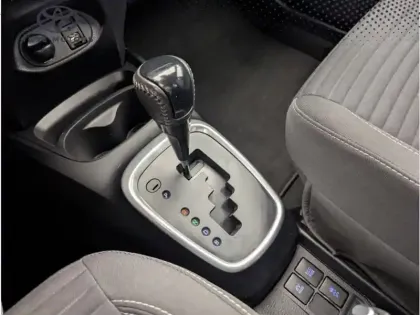 Photo 16 Toyota Yaris Hybride 1.5 100h Dynamic