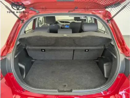 Photo 8 Toyota Yaris Hybride 1.5 100h Dynamic