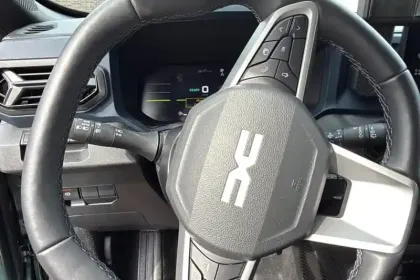 Photo 20 Dacia Duster Hybrid 140 Journey