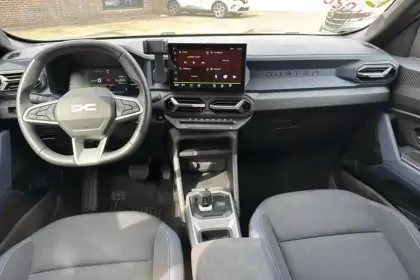 Photo 8 Dacia Duster Hybrid 140 Journey