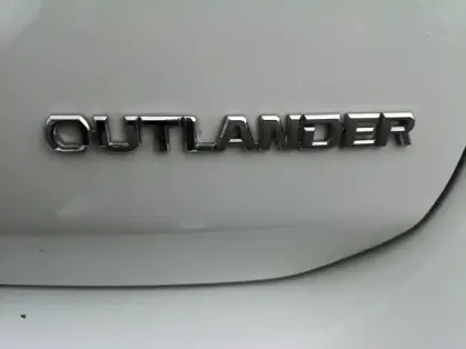 Photo 28 Mitsubishi Outlander 2.2 DI-D 150ch Intense Navi 2WD 5 places