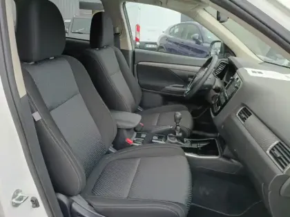 Photo 26 Mitsubishi Outlander 2.2 DI-D 150ch Intense Navi 2WD 5 places