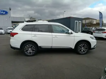 Photo 25 Mitsubishi Outlander 2.2 DI-D 150ch Intense Navi 2WD 5 places