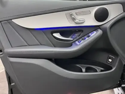 Photo 13 Mercedes Classe GLC 300de 4MATIC AMG Line