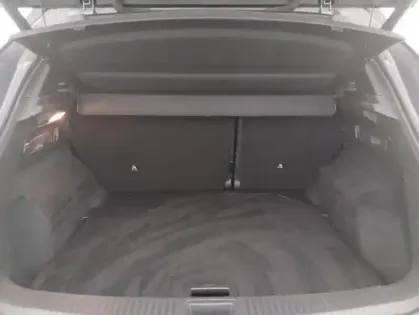 Photo 15 Renault Austral E-Tech hybrid 200 Iconic esprit Alpine