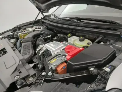 Photo 18 Renault Austral E-Tech hybrid 200 Iconic esprit Alpine