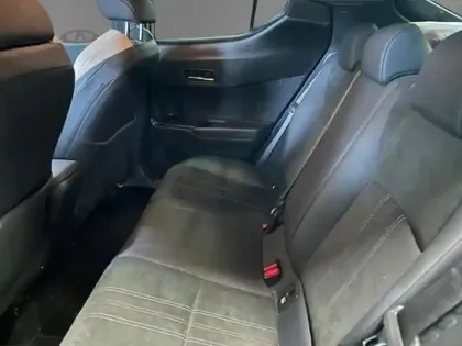 Photo 10 Toyota C-HR 2.0 Hybride 184 GR Sport